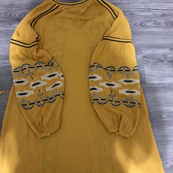 NWOT dress or can be worn with leggings - Picture 2 of 2